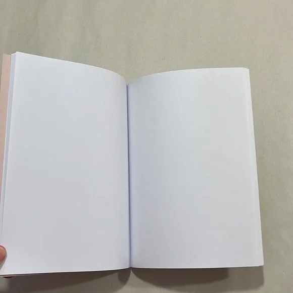 Christian Dior: Designer of Dreams Sketch Book 80 Blank Pages - Picture 3 of 7